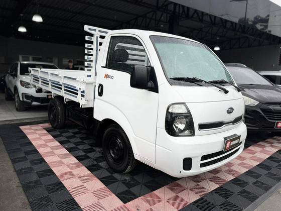 KIA BONGO 2.5 K-2500 4X2 CS TURBO DIESEL 2P MANUAL KIA BONGO 2.5 K-2500 4X2 CS TURBO DIESEL 2P MANUAL